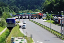 Impact of the entry of the Republic of Croatia into the Schengen area on the clearance of goods at border crossing points