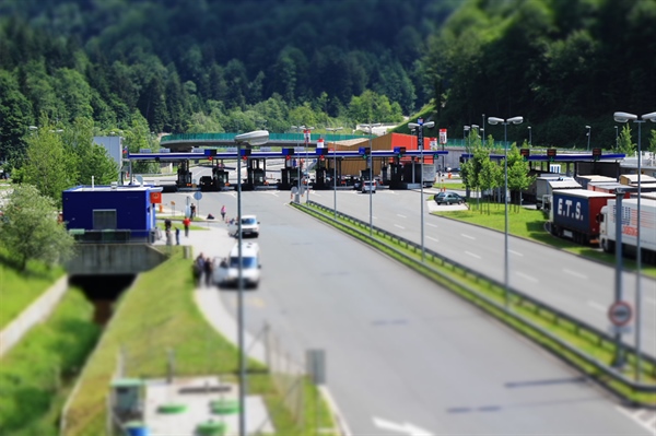 Impact of the entry of the Republic of Croatia into the Schengen area on the clearance of goods at border crossing points